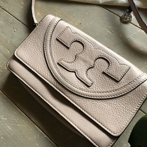 Tory Burch | pale pink cross body - Picture 2 of 7